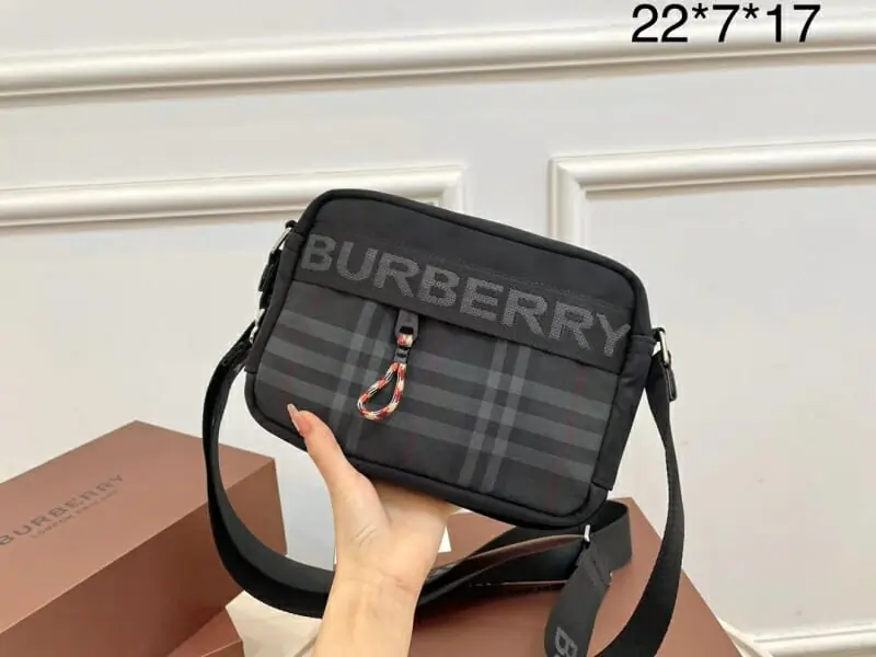 burberry aaa homme mini sac a main s_11010601